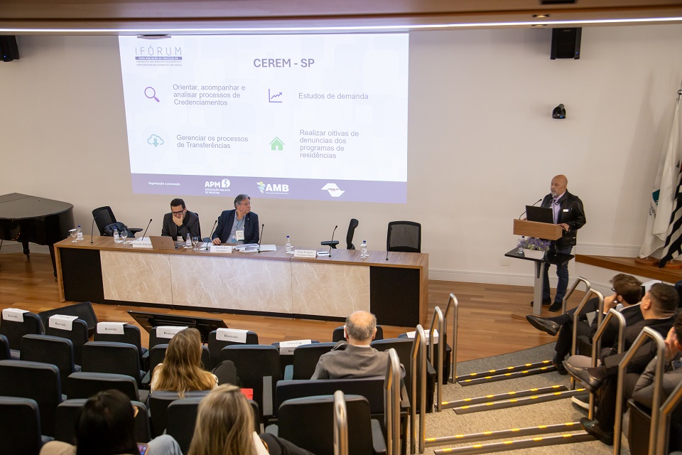 APM debate Panorama da Residência Médica no Brasil e Certificação de Especialistas